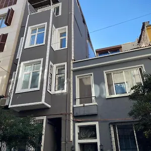 https://nobis-cihangir-apartments.istanbul-turkeyhotels.com